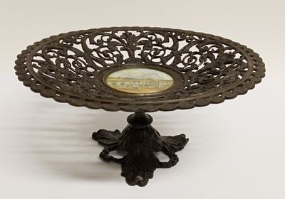 Ваза Ажурная Дом музей Шекспира в Страфорде на Эйвон Англия 19 век. Материал: Тонированная 