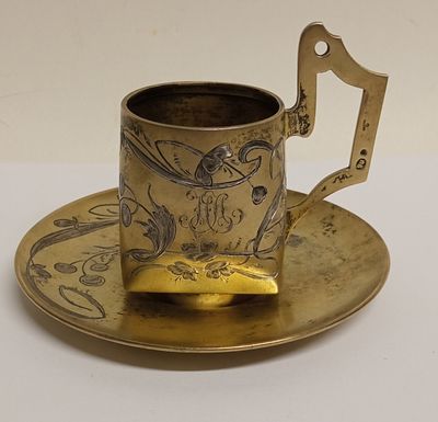 Чайная пара Серебро 84 позолота К.Фаберже. Год: 1886 
Автор: Мастер Павел Баскаков 
Клеймо 