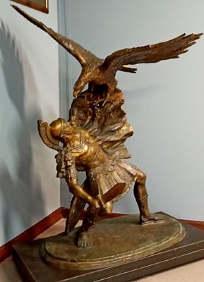 СТАРИННАЯ БРОНЗОВАЯ СКУЛЬПТУРА "Борьба Зевса с Пандреем", Франция, 19 век. *Вес 83 кг 
Бронзовая 