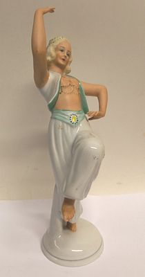 Статуэтка Восточный танец Германия Унтервайсбах. Материал: фарфор 
Производитель: Unterweissbach 