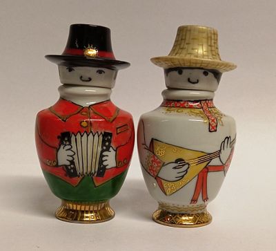 Набор для соусов "Народный" Богданович. Высота: 11 сантиметров 
Производитель: Богдановичский 