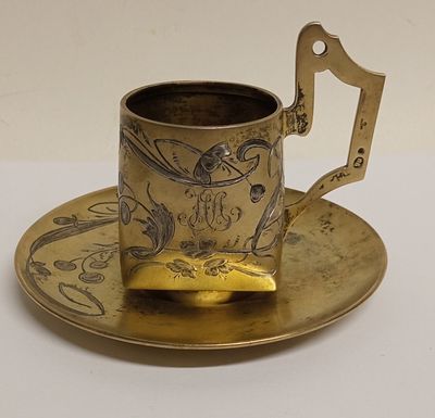 Чайная пара Серебро 84 позолота К.Фаберже. Материал: Серебро 84 
Страна: Россия 
Время: 19 век 