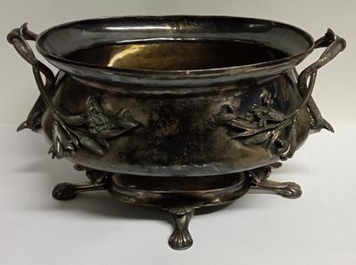 Серебряная бутылочная передача Россия 19 век. Материал: Серебро 84 
Страна: Россия 
Время: 19 