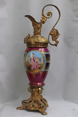 БОЛЬШАЯ Ваза Бронза Фарфор . Материалы: Фарфор Бронза позолота 
Высота 50 см