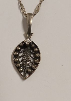 Серебро 925 Жемчуг Диаметр 2 см. Материал: Серебро 925 пр 
Длина 64 см