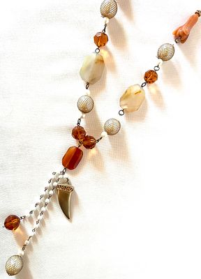 Эксклюзивный авторский арабский сотуар с натуральными камнями и кинжалом. Материалы: натуральные 