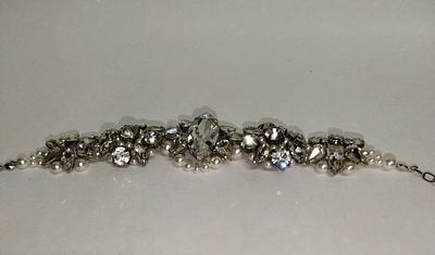 Браслет с жемчугом Россия. Длина: 22 сантиметров 
*Ювелирное стекло, искусственный жемчуг