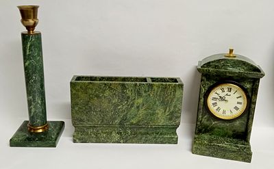 Настольный письменный прибор из 3-х предметов Камень Бронза. Материал: Камень 
Страна: СССР 