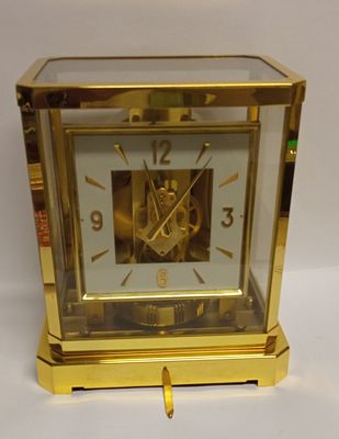 Часы каминные Jaeger-LeCoultre Atmos ВЕЧНЫЙ ЧАСОВОЙ МЕХАНИЗМ. Страна: Швейцария 
Состояние: 