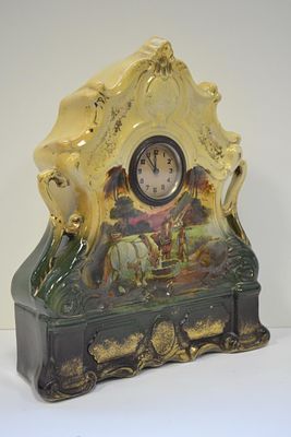 Часы настольные ФЕРМА Англия 1950-е гг. Материал: фаянс, глазуровка, металл 
Размер: 30 х 25 cм 