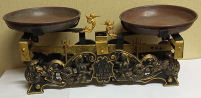 Весы старинные кухонные чашечные на 5 кг фирма В.Д.К. Россия 1900-е