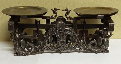 Весы старинные кухонные чашечные на 3 кг фирма В.Д.К. Россия 1900-е