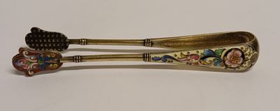 Щипчики для сахара ЭМАЛИ СЕРЕБРО 88 пр Золочение Россия 19 век. Материал: серебро 88 
Страна: 