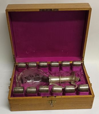 РЕДКИЙ Походный набор Серебро 84 Хрусталь Россия 1886 г. Страна: Россия 19 в. 
Серебро 84 