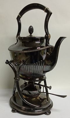 Серебряная БУЛЬОТКА Карл Беккер Германия 19 век. Материал: серебро 800 
Страна: Германия 19 в 