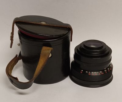 Фотообъектив FLEKTOGON 2.8/20 Карл Цейсс Германия. Материал: Стекло 
Страна: Германия 