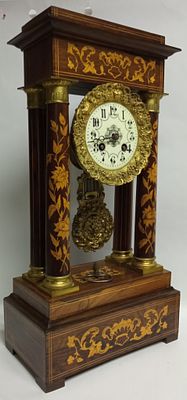 Часы-портик с колоннами бронза и маркетри в стиле Карла X Франция 19 век. Франция, 1850-1870-е 