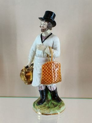 Сбитенщик завод Гарднера . Сбитенщик 
Серия &laquo;Волшебный Фонарь&raquo; 
Фабрика Гарднер 
По гравюре 