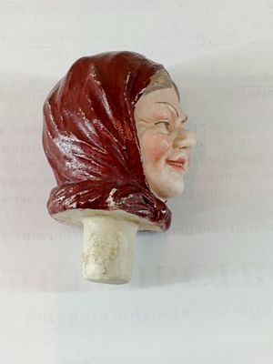 ФАРФОРОВАЯ ПРОБКА ГОЛОВА Россия 19 в. Фарфор 
Россия 19 век 
Размер 6 х 4 см 
Состояние см. фото