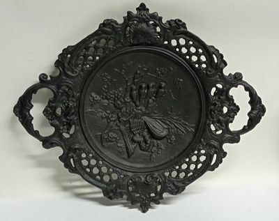 Декоративная Тарель с птичками Касли. Состояние: Отличное 
Длинна: 31 сантиметров 
Ширина: 37 