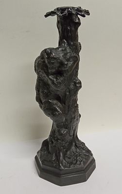 Подсвечник Мишка на дереве Касли. Автор: Грачев 
Состояние: Отличное 
Высота: 26 сантиметров 