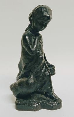 Статуэтка Девочка с гусем СЧЛЗ СССР 1960 гг. Состояние: Отличное 
Высота: 17 сантиметров 