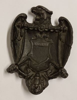 Пепельница Орел чугун Касли Россия 19 век. Состояние: Отличное 
Длинна: 15 сантиметров 
Ширина: 