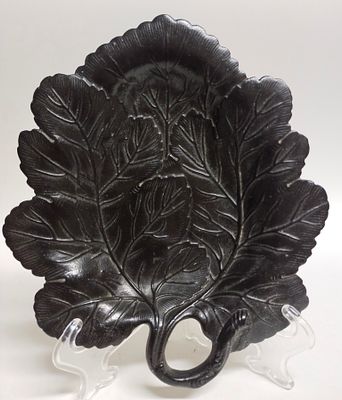 Лоток -визитница Дубовый лист Куса СССР 1950-е. Состояние: Отличное 
Длинна: 23 сантиметров 