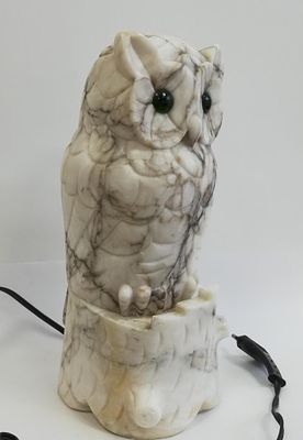 Светильник Сова
. Материал: Мрамор 
Страна: СССР 
Время: 20 век / 4 четверть 
Состояние: Отличное 