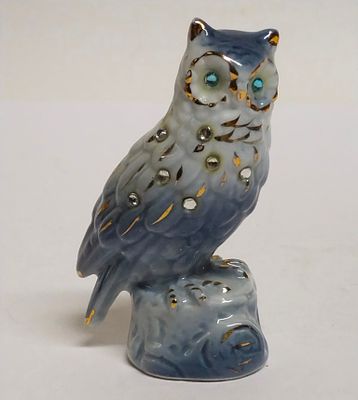 Статуэтка Сова фарфор Европа. Материал: Фарфор 
Время: не задано 
Состояние: Отличное 
Высота: 8 