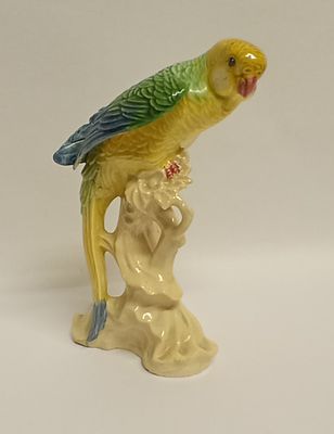 Статуэтка ВОЛНИСТЫЙ ПОПУГАЙ Европа 30 гг. Материал: Фаянс 
Страна: Европа 
Состояние: Отличное 