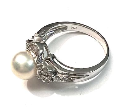 Золотое кольцо с бриллиантами и жемчугом. Состояние: Отличное 
*Размер: 17.5 -18 
Роскошное 