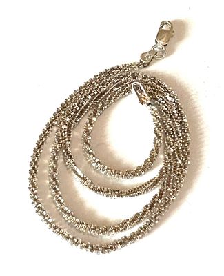 Серебряное колье Крис-Крус. Материал: Серебро 925 пр 
Страна: Италия 
Состояние: Отличное 