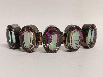 Браслет MYSTIC TOPAZ в серебре с крупными вставками. Материал: Серебро 925 пр 
Вставки Радужный 