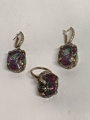 Гарнитур MYSTIC TOPAZ кольцо и серьги в серебре. Материал: Серебро 925 пр 
Вставки Радужный 