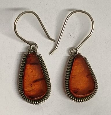 Серьги Янтарный треугольник СССР. Состояние: Отличное 
*Размер 2 см