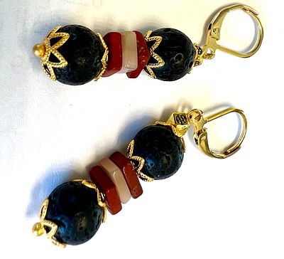 Этнические серьги Афр-Намибио. Состояние: Отличное 
*Размеры: 4.5 см 
Эксклюзивные серьги из 