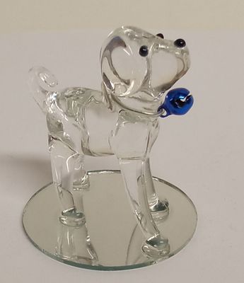 Фигурка Собачка с колокольчиком стекло Европа
. Материал: Стекло 
Страна: Европа 
Состояние: 