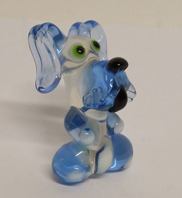 Фигурка Собака стекло Неман Белоруссия
. Материал: Стекло 
Страна: Белоруссия 
Состояние: 