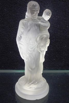 Статуэтка Святой Иосиф с младенцем Христом на руках Европа 19 век Редкая. Материал: Стекло 