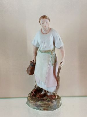 Крестьянка с кувшином Гарнер Россия 19 век. Россия 19 в 
Размеры 18 см 
Состояние Отличное