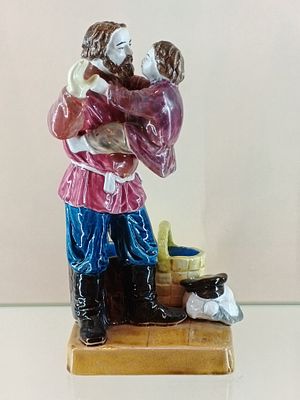 Статуэтка &laquo;Возвращение с базара&raquo; М.С. Кузнецова, Россия 19 в. Россия, Тов-во М. С. Кузнецова 