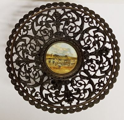 Ваза Ажурная Дом музей Шекспира в Страфорде на Эйвон Англия 19 век. Материал: Бронза 
Страна: 