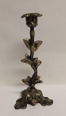 Подсвечник Ветка Касли Россия чугун под серебро. Материал: Чугун 
Страна: СССР 
Состояние: 