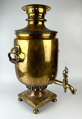 Антикварный самовар, фасон Пуля, до 1917 года. Высота (см): 56 
Ширина с ручками (см): 30 