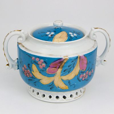 Сахарница Цветочная, Дмитровский завод М.С. Кузнецова, XIX-XX век. Царская Россия 
Завод в п. 