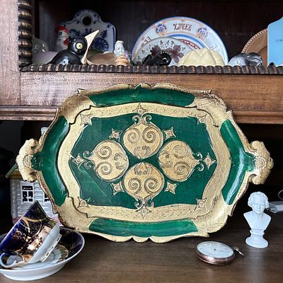 Флорентийский поднос (зеленая основа), Италия, середина XX века. Италия, середина прошлого века 