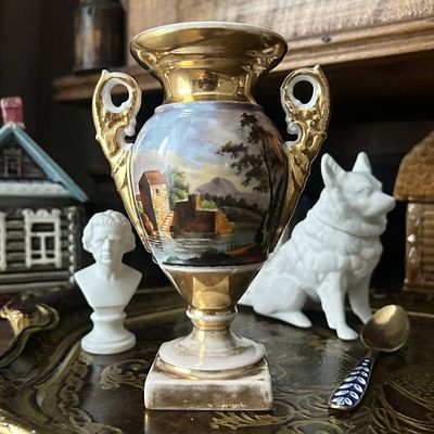 Ваза в стиле Ампир, частные заводы, Европа, начало XIX века. Частные заводы 
Начало 19 века 
В 