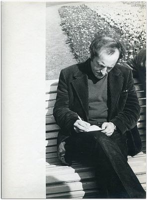 Иосиф Бродский в последний день пребывания в СССР. Ленинград. 1972. Фотограф - Михаил Мильчик. 