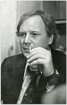 Дольский, А.А. [автограф]. Письмо к Татьяне Щербине и фотопортрет автора. 1978. 1. Письмо 
